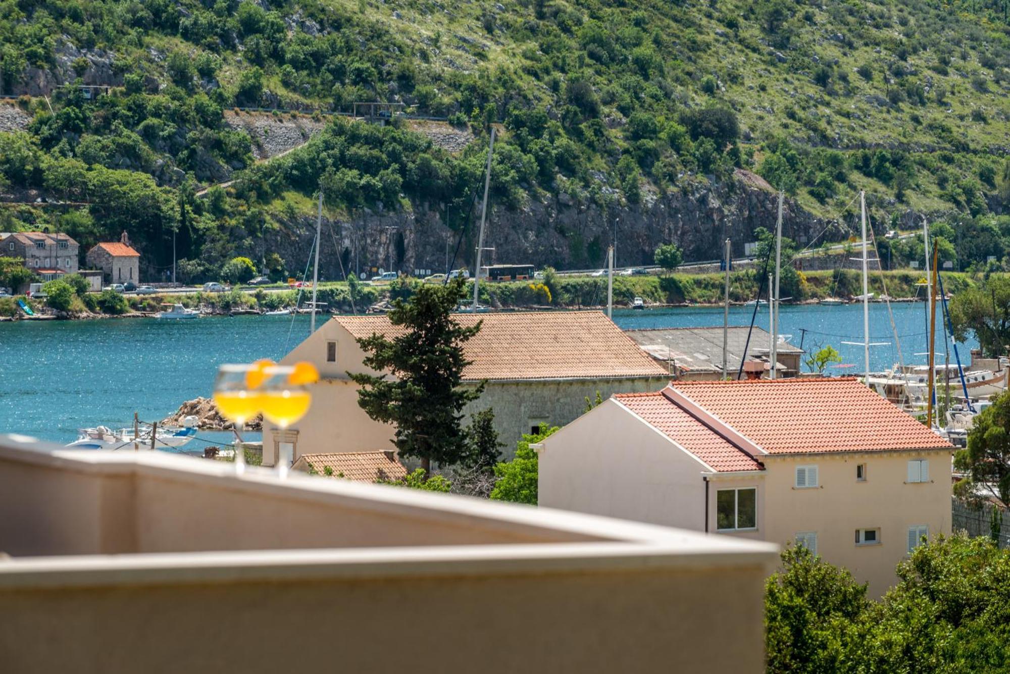 Apartments Du Lux Mokošica Exterior foto